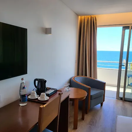 Roca Mar Hotel