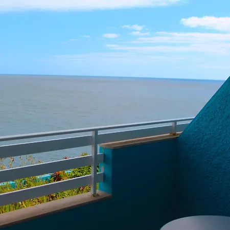 فندق Roca Mar 4*