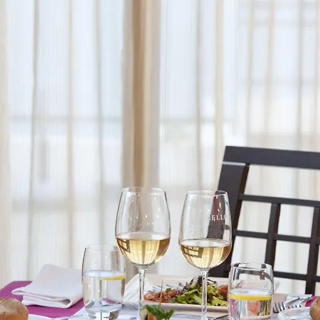 Roca Mar Hotel
