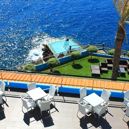 Roca Mar Hotel