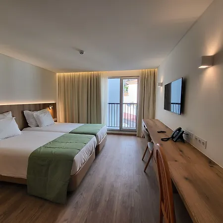 Roca Mar Hotel